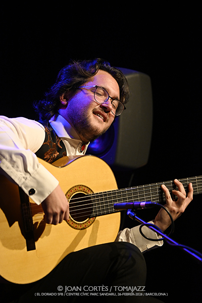 David de Arahal “Avenida de los Cisnes” (El Dorado sfb / CCPS, 2026-02-26 / Barcelona) Por Joan Cortès [Flamencuras AKA INSTANTZZ AKA Galería fotográfica AKA Fotoblog de jazz, impro… y algo más] - Tomajazz - David de Arahal “Avenida de los Cisnes” actuó en El Dorado sfb, Barcelona, el 26 de febrero de 2026. Joan Cortès lo retrata en las Flamencuras de INSTANTZZ