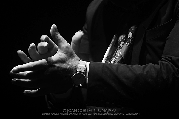 Duquende (Flamenc-ON 2026 / Teatre Sagarra, 2026-03-14 / Santa Coloma de Gramenet -Barcelona-) [I] Por Joan Cortès [Flamencuras AKA INSTANTZZ AKA Galería fotográfica AKA Fotoblog de jazz, impro… y algo más] - Tomajazz - Duquende actuó en Flamenc-ON 2026 de Santa Coloma de Gramenet, Barcelona, el 14 de marzo de 2026. Joan Cortès lo retrata en las Flamencuras de INSTANTZZ. Actuaron Duquende, José Andrés Cortés, Juan Mateos, Diego Amaya, Sergio de Finizio 