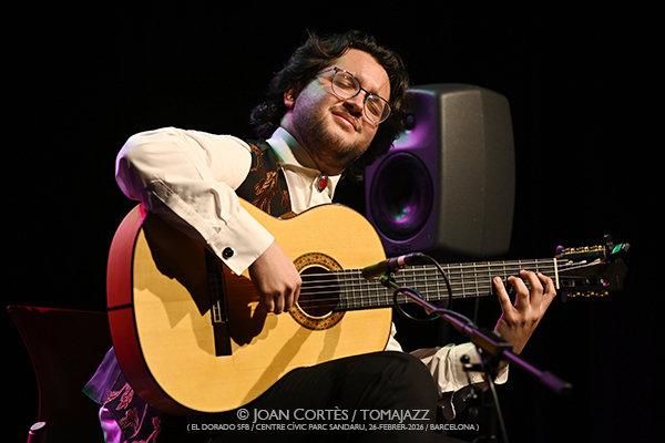 David de Arahal “Avenida de los Cisnes” (El Dorado sfb / CCPS, 2026-02-26 / Barcelona) Por Joan Cortès [Flamencuras AKA INSTANTZZ AKA Galería fotográfica AKA Fotoblog de jazz, impro… y algo más] - Tomajazz - David de Arahal “Avenida de los Cisnes” actuó en El Dorado sfb, Barcelona, el 26 de febrero de 2026. Joan Cortès lo retrata en las Flamencuras de INSTANTZZ
