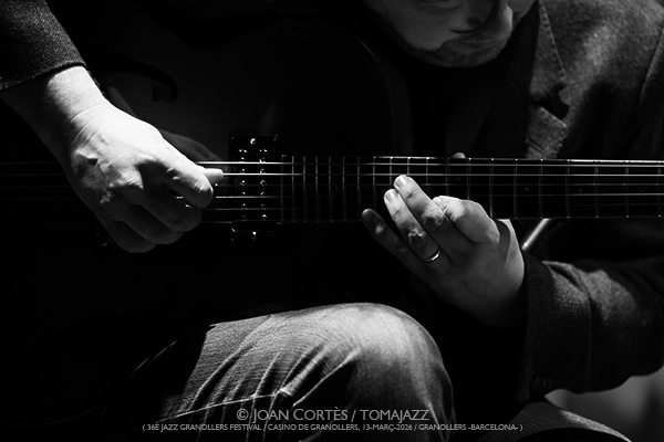 Lage Lund Trio (36è Jazz Granollers Festival / Casino, 2026-03-13 / Granollers -Barcelona-) [y III] Por Joan Cortès [INSTANTZZ AKA Galería fotográfica AKA Fotoblog de jazz, impro… y algo más] - Tomajazz - Lage Lund Trio actuó en el 36è Jazz Granollers Festival, el 13 de marzo de 2026. Joan Cortès lo retrata en INSTANTZZ. Lage Lund Trio son Lage Lund, Orlando Le Fleming, Greg Hutchinson