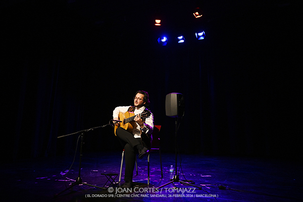 David de Arahal “Avenida de los Cisnes” (El Dorado sfb / CCPS, 2026-02-26 / Barcelona) Por Joan Cortès [Flamencuras AKA INSTANTZZ AKA Galería fotográfica AKA Fotoblog de jazz, impro… y algo más] - Tomajazz - David de Arahal “Avenida de los Cisnes” actuó en El Dorado sfb, Barcelona, el 26 de febrero de 2026. Joan Cortès lo retrata en las Flamencuras de INSTANTZZ