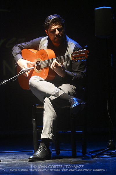 La Macanita (Flamenc-ON 2026 / Teatre Sagarra, 2026-03-14 / Santa Coloma de Gramanet -Barcelona-) [y II] Por Joan Cortès [Flamencuras AKA INSTANTZZ AKA Galería fotográfica AKA Fotoblog de jazz, impro… y algo más] - Tomajazz - La Macanita actuó en Flamenc-ON 2026, en Santa Coloma de Gramanet -Barcelona-, el 14 de marzo de 2026. Joan Cortès lo retrata en las Flamencuras de INSTANTZZ. Actuaron La Macanita, José Valencia, Chicharito de Jérez, Manuel Macano 