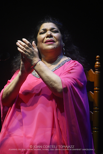 La Macanita (Flamenc-ON 2026 / Teatre Sagarra, 2026-03-14 / Santa Coloma de Gramanet -Barcelona-) [y II] Por Joan Cortès [Flamencuras AKA INSTANTZZ AKA Galería fotográfica AKA Fotoblog de jazz, impro… y algo más] - Tomajazz - La Macanita actuó en Flamenc-ON 2026, en Santa Coloma de Gramanet -Barcelona-, el 14 de marzo de 2026. Joan Cortès lo retrata en las Flamencuras de INSTANTZZ. Actuaron La Macanita, José Valencia, Chicharito de Jérez, Manuel Macano 