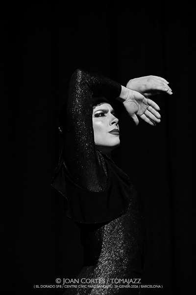 INSTANTZZ: Invierno Femenino 2025-26 (I) Por Joan Cortès [INSTANTZZ AKA Galería fotográfica AKA Fotoblog de jazz, impro… y algo más] - Tomajazz - Un clásico de Joan Cortés en Tomajazz son sus especiales Invierno Femenino, de 2025-26 en esta ocasión. Con Mayte Martín, Jordina Millà, Maria del Mar Bonet, Laia Puig, Agnès Balfegó-Celeste Alías-Neus Calaf, Veus Lliures, Núria Andorrà, Natsuko Sugao, Ester Quevedo, Anna Ferrer, Lucía la Bronce