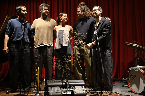 Alba Careta Group “Panical” (36è Jazz Granollers Festival / Casino, 2026-02-27 / Granollers -Barcelona-) [II] Por Joan Cortès [INSTANTZZ AKA Galería fotográfica AKA Fotoblog de jazz, impro… y algo más] - Tomajazz - Alba Careta Group “Panical” actuó en el 36è Jazz Granollers Festival, el 27 de febrero de 2026. Joan Cortès lo retrata en INSTANTZZ. Alba Careta Group “Panical” son Alba Careta, Lucas Martínez, Roger Santacana, Giuseppe Campisi, Jordi Pallarés 