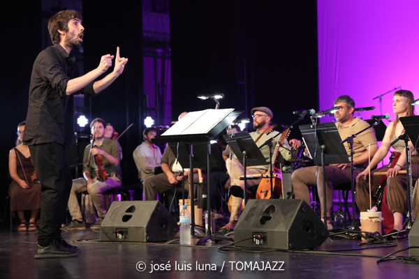 Huialfàs Ensemble (Teatre Principal de Palma. 2026-05-03) Por José Luis Luna Rocafort [INSTANTZZ AKA Galería fotográfica AKA Fotoblog de jazz, impro… y algo más] - Tomajazz - Huialfàs Ensemble actuó en el Teatre Principal de Palma, el 3 de mayo de 2026. José Luis Luna Rocafort lo retrata en INSTANTZZ