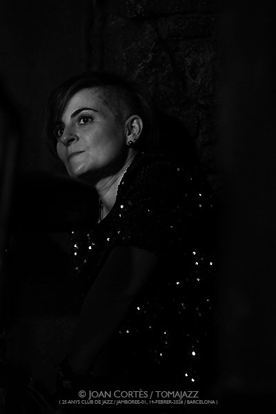 Invierno Femenino 2025-26 [II] Por Joan Cortès [INSTANTZZ AKA Galería fotográfica AKA Fotoblog de jazz, impro… y algo más] - Tomajazz - Un clásico de Joan Cortès en Tomajazz al finalizar cada estación... en esta ocasión, la segunda parte de Invierno Femenino 2025-26. Con imágenes de...