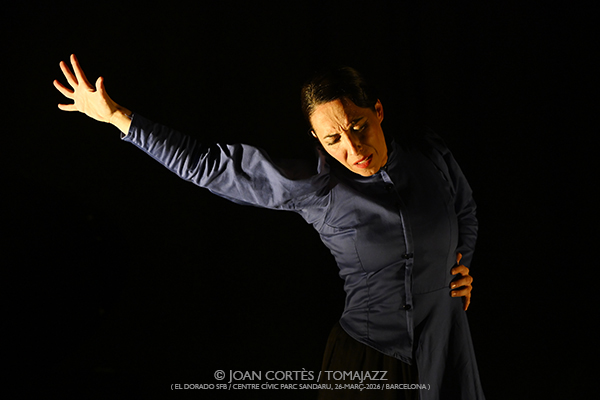 Ana Morales & Jose Carra “Fragilidades” (El Dorado sfb / Centre Cívic Parc Sandaru, 2026-03-26 / Barcelona) Por Joan Cortès [Flamencuras AKA INSTANTZZ AKA Galería fotográfica AKA Fotoblog de jazz, impro… y algo más] - Tomajazz - Ana Morales & Jose Carra “Fragilidades” actuaron en El Dorado sfb de Barcelona, el 26 de marzo de 2026. Joan Cortès lo retrata en las Flamencuras de INSTANTZZ