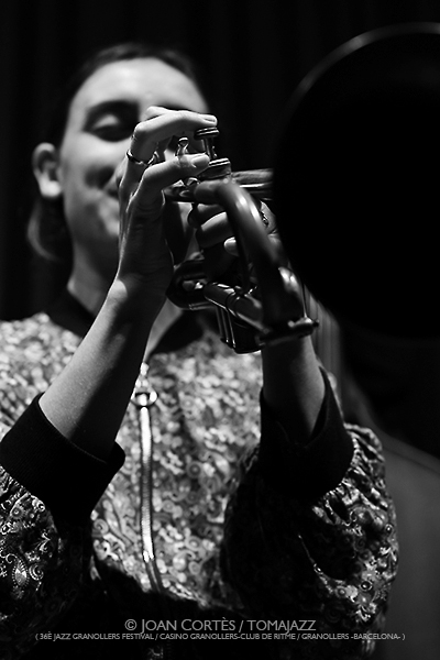 Invierno Femenino 2025-26 [II] Por Joan Cortès [INSTANTZZ AKA Galería fotográfica AKA Fotoblog de jazz, impro… y algo más] - Tomajazz - Un clásico de Joan Cortès en Tomajazz al finalizar cada estación... en esta ocasión, la segunda parte de Invierno Femenino 2025-26. Con imágenes de...