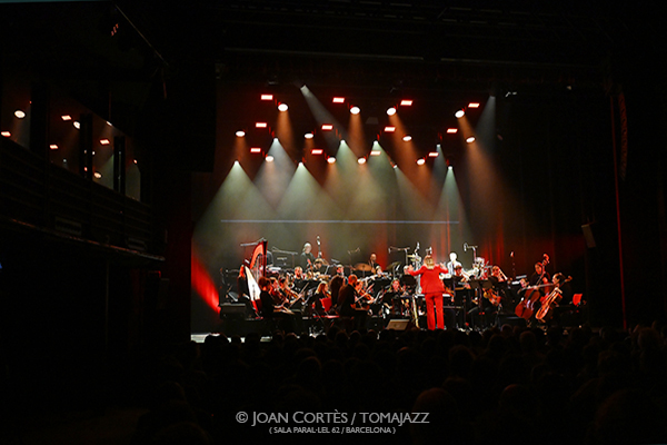 Orquestra Sònica “Organismes vius i sonors” (Paral•lel 62, 2026-04-09 / Barcelona) Por Joan Cortès [INSTANTZZ AKA Galería fotográfica AKA Fotoblog de jazz, impro… y algo más] - Tomajazz - Orquestra Sònica “Organismes vius i sonors” actuó en Paral•lel 62 de Barcelona, el 9 de abril de 2026. Joan Cortès lo retrata en INSTANTZZ