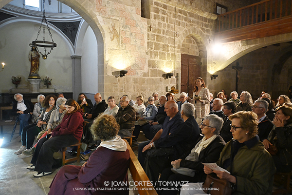 Carola Ortiz “Cantareras” (Sonos 2026 / Església de Sant Pau, 2026-05-03 / Casserres -Barcelona-) Por Joan Cortès [INSTANTZZ AKA Galería fotográfica AKA Fotoblog de jazz, impro… y algo más] - Tomajazz - Carola Ortiz “Cantareras” actuó en Sonos 2026 en Casserres, Barcelona, el 3 de mayo de 2026. Joan Cortès lo retrata en INSTANTZZ. Actuaron Carola Ortiz, Alexandre Guitart