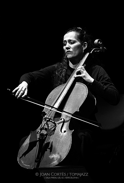 Primavera Femenina 2026 (I) Por Joan Cortès [INSTANTZZ AKA Galería fotográfica AKA Fotoblog de jazz, impro… y algo más] - Tomajazz - Un clásico en Tomajazz son los repasos visuales de Joan Cortès a la estación anterior. En junio de 2026 es el turno de la primera parte de Primavera Femenina 2026