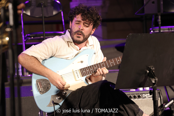 Florencio Cruz Electric Ensemble (Castell de Bellver, Palma. 2026-06-26)  Por Miquel Àngel Seguí y José Luis Luna Rocafort [Concierto de jazz] - Tomajazz - Florencio Cruz Electric Ensemble actuó en el Castell de Bellver de Palma el 26 de junio de 2026. Miquel Àngel Seguí y José Luis Luna Rocafort relatan el concierto