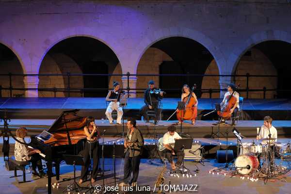 Florencio Cruz Electric Ensemble (Castell de Bellver, Palma. 2026-06-26)  Por Miquel Àngel Seguí y José Luis Luna Rocafort [Concierto de jazz] - Tomajazz - Florencio Cruz Electric Ensemble actuó en el Castell de Bellver de Palma el 26 de junio de 2026. Miquel Àngel Seguí y José Luis Luna Rocafort relatan el concierto