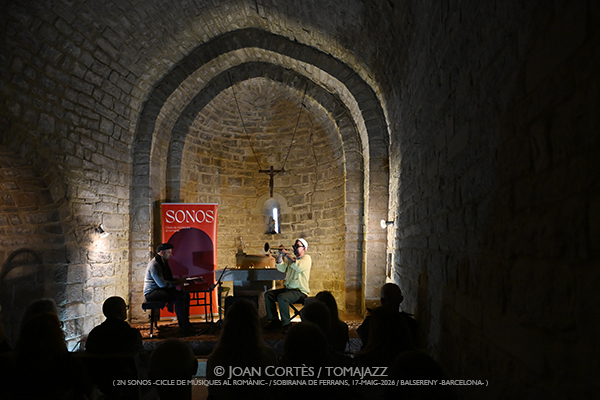 Raynald Colom & Roger Mas (Sonos 2026 / Sobirana de Ferrans, 2026-05-17 / Balsereny -Barcelona-) [y 2] Por Joan Cortès [INSTANTZZ AKA Galería fotográfica AKA Fotoblog de jazz, impro… y algo más] - Tomajazz - Raynald Colom & Roger Mas actuaron en Sonos 2026 en Sobirana de Ferrans,Balsereny, Barcelona. el 17 de mayo de 2026. Joan Cortès lo retrata en INSTANTZZ