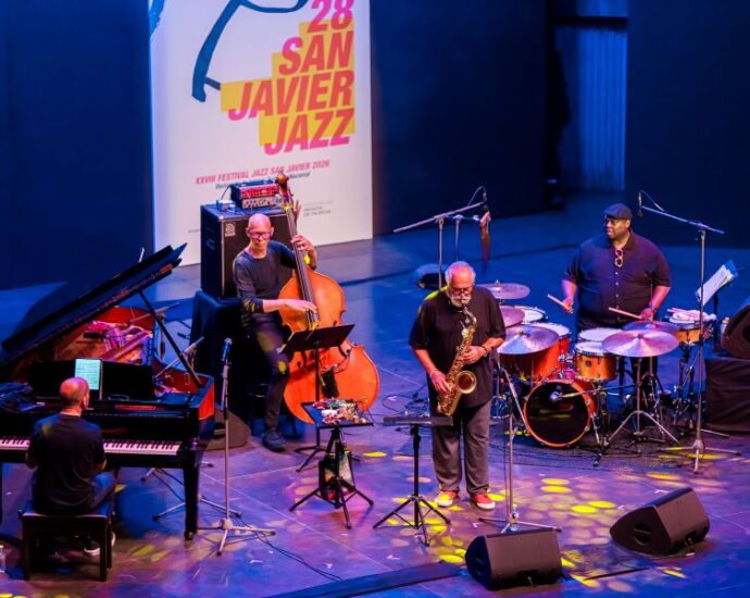 Joe Lovano & Antonio Faraò “Explorations” Feat. Ira Coleman and Johnathan Blake (XXVIII Festival Internacional de Jazz de San Javier 2026 - Murcia. 2026-07-01)  Por José Antonio García López y Pedro Sáez [Concierto de jazz] - Tomajazz - Joe Lovano & Antonio Faraò “Explorations” Feat. Ira Coleman and Johnathan Blake actuaron en el XXVIII Festival Internacional de Jazz de San Javier 2026. José Antonio García López y Pedro Sáez lo relatan y retratan