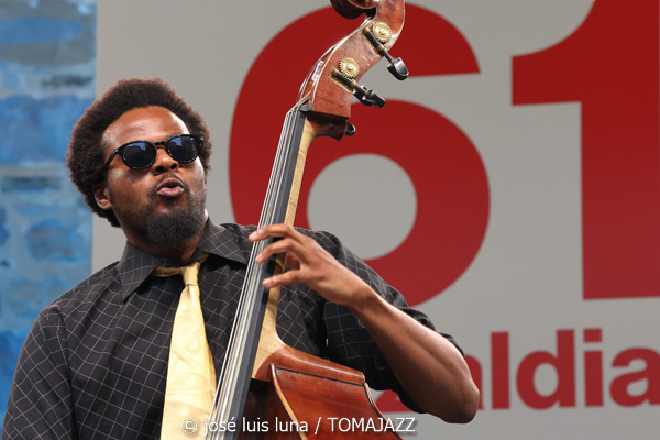 David Murray Quartet (61 Jazzaldia 2026. Donosti. 2026-07-23) Por José Luis Luna Rocafort [INSTANTZZ AKA Galería fotográfica AKA Fotoblog de jazz, impro… y algo más] - Tomajazz - David Murray Quartet actuó en el 61 Jazzaldia 2026, el 23 de julio de 2026. José Luis Luna Rocafort lo retrata en INSTANTZZ. Actuaron David Murray, Marta Sánchez, Luke Steward, Russell Carter, Francesca Cinelli