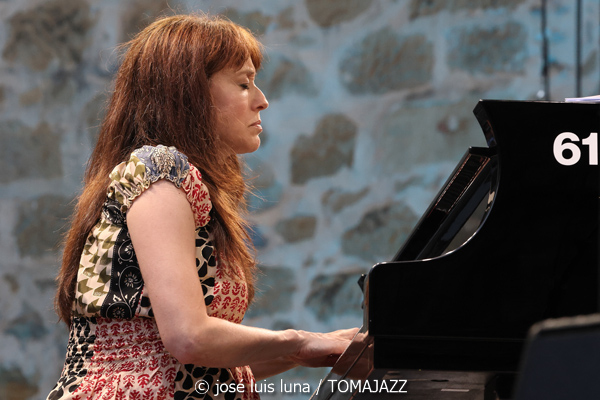David Murray Quartet (61 Jazzaldia 2026. Donosti. 2026-07-23) Por José Luis Luna Rocafort [INSTANTZZ AKA Galería fotográfica AKA Fotoblog de jazz, impro… y algo más] - Tomajazz - David Murray Quartet actuó en el 61 Jazzaldia 2026, el 23 de julio de 2026. José Luis Luna Rocafort lo retrata en INSTANTZZ. Actuaron David Murray, Marta Sánchez, Luke Steward, Russell Carter, Francesca Cinelli