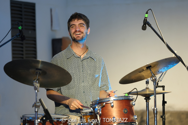 Fran Ramos Quartet (32 Mallorca Jazz Sa Pobla 2026. Sa Pobla, Mallorca. 2026-07-30) Por José Luis Luna Rocafort [INSTANTZZ AKA Galería fotográfica AKA Fotoblog de jazz, impro… y algo más] - Tomajazz - Fran Ramos Quartet actuó en el 32 Mallorca Jazz Sa Pobla 2026 en Mallorca, el 30 de julio de 202. Sa Pobla, Mallorca. 2026-07-30) Por José Luis Luna Rocafort [INSTANTZZ AKA Galería fotográfica AKA Fotoblog de jazz, impro… y algo más]