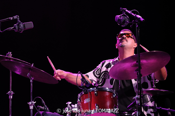 Lucía Rey Quartet  (32 Mallorca Jazz Sa Pobla 2026. Sa Pobla, Mallorca. 2026-08-18) Por Miquel Àngel Seguí y José Luis Luna Rocafort [Concierto de jazz] - Tomajazz - Lucía Rey Quartet actuó en el 32 Mallorca Jazz Sa Pobla 2026, el 18 de agosto de 2026. Miquel Àngel Seguí y José Luis Luna Rocafort relatan el concierto. Actuaron Lucía Rey, Ander García, Michael Olivera, Juan Carlos Aracil
