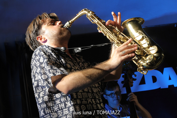 Fran Ramos Quartet (32 Mallorca Jazz Sa Pobla 2026. Sa Pobla, Mallorca. 2026-07-30) Por José Luis Luna Rocafort [INSTANTZZ AKA Galería fotográfica AKA Fotoblog de jazz, impro… y algo más] - Tomajazz - Fran Ramos Quartet actuó en el 32 Mallorca Jazz Sa Pobla 2026 en Mallorca, el 30 de julio de 202. Sa Pobla, Mallorca. 2026-07-30) Por José Luis Luna Rocafort [INSTANTZZ AKA Galería fotográfica AKA Fotoblog de jazz, impro… y algo más]