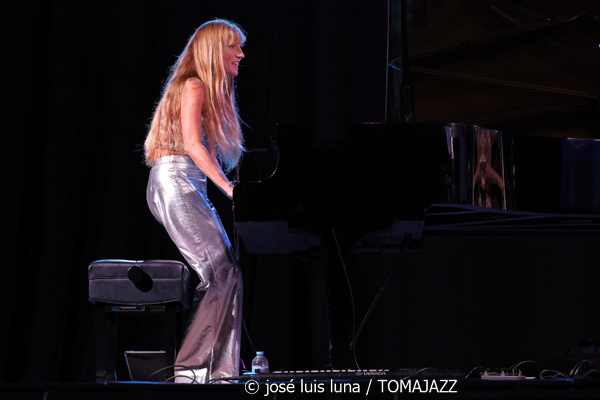 Lucía Rey Quartet  (32 Mallorca Jazz Sa Pobla 2026. Sa Pobla, Mallorca. 2026-08-18) Por Miquel Àngel Seguí y José Luis Luna Rocafort [Concierto de jazz] - Tomajazz - Lucía Rey Quartet actuó en el 32 Mallorca Jazz Sa Pobla 2026, el 18 de agosto de 2026. Miquel Àngel Seguí y José Luis Luna Rocafort relatan el concierto. Actuaron Lucía Rey, Ander García, Michael Olivera, Juan Carlos Aracil