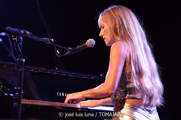 Lucía Rey Quartet  (32 Mallorca Jazz Sa Pobla 2026. Sa Pobla, Mallorca. 2026-08-18) Por Miquel Àngel Seguí y José Luis Luna Rocafort [Concierto de jazz] - Tomajazz - Lucía Rey Quartet actuó en el 32 Mallorca Jazz Sa Pobla 2026, el 18 de agosto de 2026. Miquel Àngel Seguí y José Luis Luna Rocafort relatan el concierto. Actuaron Lucía Rey, Ander García, Michael Olivera, Juan Carlos Aracil