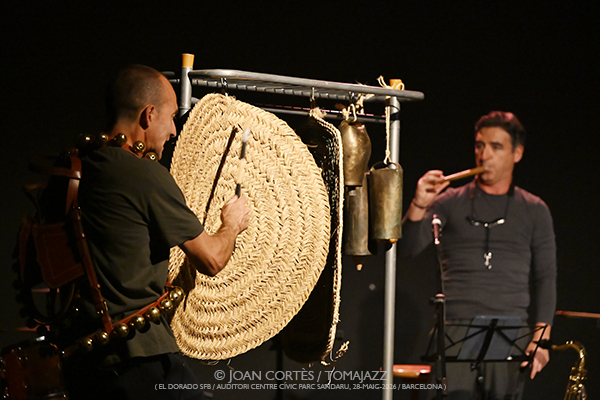 Proyecto Lorca (El Dorado sfb / Auditori CCPS, 2026-05-28 / Barcelona) Por Joan Cortès [Flamencuras AKA INSTANTZZ AKA Galería fotográfica AKA Fotoblog de jazz, impro… y algo más] - Tomajazz - Proyecto Lorca actuó en El Dorado sfb de Barcelona el 28 de mayo de 2026. Joan Cortès lo retrata en las [Flamencuras de INSTANTZZ. Proyecto Lorca son Juan Jiménez, Antonio M