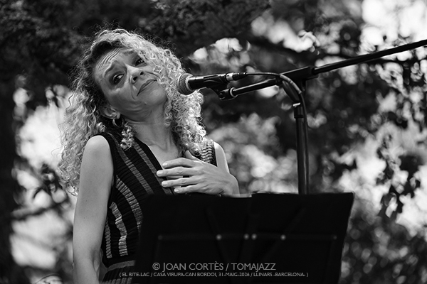 Primavera Femenina 2026 (II) Por Joan Cortès [INSTANTZZ AKA Galería fotográfica AKA Fotoblog de jazz, impro… y algo más] - Tomajazz - Un clásico en Tomajazz son los repasos visuales de Joan Cortès a la estación anterior. En agosto de 2026 es el turno de la segunda parte de Primavera Femenina 2026