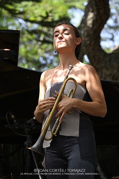 Jon Balke’s Siwan / Alba Careta Group (El Rite-LAC / Casa Virupa-Can Bordoi, 2026-05-31 / Llinars -Barcelona-) [04] Por Joan Cortès [INSTANTZZ AKA Galería fotográfica AKA Fotoblog de jazz, impro… y algo más] - Tomajazz - Jon Balke’s Siwan y Alba Careta Group actuaron en El Rite-LAC en Llinars, Barcelona, el 31 de mayo de 2026.  Joan Cortès lo retrata en INSTANTZZ. Actuaron Jon Balke, Mona Boutchebak, Pedram Khavar Zamini, Derya Turkan, Alba Careta, Lucas Martínez, Roger Santacana, Giuseppe Campisi, Jordi Pallarés