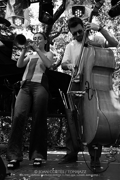 Festival El Rite 2026 Por Joan Cortès [INSTANTZZ AKA Galería fotográfica AKA Fotoblog de jazz, impro… y algo más]-resumen- [y 6] - Tomajazz - Entre el 29 y el 31 de mayo de 2026 se desarrolló el Festival El Rite 2026. Joan Cortès realiza un resumen fotográfico de sus conciertos INSTANTZZ