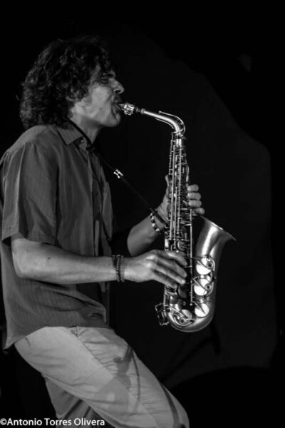 5º Festival Aljarafejazz. Antonio Lizana Trío/Deborah Carter + Ramón Ángel Trío (Mairena del Aljarafe, Sevilla. 29 y 30 Mayo 2026) Por Antonio Torres y Pepe Mateos [Conciertos de Jazz] - Tomajazz - Antonio Lizana Trío y Deborah Carter + Ramón Ángel Trío actuaron en el 5º Festival Aljarafejazz en Mairena del Aljarafe, Sevilla, el 29 y 30 Mayo 2026. Antonio Torres y Pepe Mateos lo relatan - retratan. Participaron Antonio Lizana, Christian de Moret, Fernando Maya, Deborah Carter, Nacho Soto, Jaime Serradilla, Ramón Ángel, Alejandra Artiel 