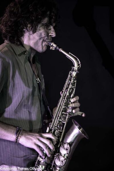 5º Festival Aljarafejazz. Antonio Lizana Trío/Deborah Carter + Ramón Ángel Trío (Mairena del Aljarafe, Sevilla. 29 y 30 Mayo 2026) Por Antonio Torres y Pepe Mateos [Conciertos de Jazz] - Tomajazz - Antonio Lizana Trío y Deborah Carter + Ramón Ángel Trío actuaron en el 5º Festival Aljarafejazz en Mairena del Aljarafe, Sevilla, el 29 y 30 Mayo 2026. Antonio Torres y Pepe Mateos lo relatan - retratan. Participaron Antonio Lizana, Christian de Moret, Fernando Maya, Deborah Carter, Nacho Soto, Jaime Serradilla, Ramón Ángel, Alejandra Artiel 