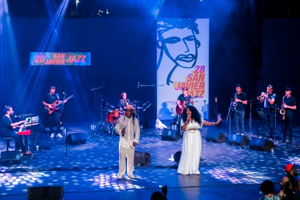 Rafa M. Guillén & The Jazz Walkers / Clarence Bekker Band + Berget Lewis (XXVIII Festival Internacional de Jazz de San Javier 2026 - Murcia. 2026-07-11)  Por José Antonio García López y Pedro Sáez [Concierto de jazz] - Tomajazz - Rafa M. Guillén & The Jazz Walkers y Clarence Bekker Band + Berget Lewis actuaron en el XXVIII Festival Internacional de Jazz de San Javier 2026 - Murcia. José Antonio García López y Pedro Sáez relatan el concierto. Actuaron Rafa Martínez Guillén, Amy Gaviria, Vicent Macián, Ángel Andrés Muñoz, Abel Sanabria, Miquel Asensio, Carlos Llidó, Clarence Bekker, Berget Lewis, Arecio Smith, Francisco Guisado “Rubio”, Leo Torres, Roberto Albrecia, Pol Padrós, Charlie Cuevas, Carlos López
