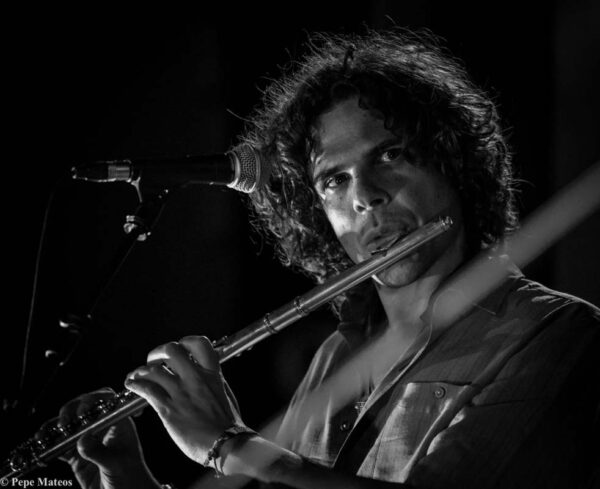 5º Festival Aljarafejazz. Antonio Lizana Trío/Deborah Carter + Ramón Ángel Trío (Mairena del Aljarafe, Sevilla. 29 y 30 Mayo 2026) Por Antonio Torres y Pepe Mateos [Conciertos de Jazz] - Tomajazz - Antonio Lizana Trío y Deborah Carter + Ramón Ángel Trío actuaron en el 5º Festival Aljarafejazz en Mairena del Aljarafe, Sevilla, el 29 y 30 Mayo 2026. Antonio Torres y Pepe Mateos lo relatan - retratan. Participaron Antonio Lizana, Christian de Moret, Fernando Maya, Deborah Carter, Nacho Soto, Jaime Serradilla, Ramón Ángel, Alejandra Artiel 