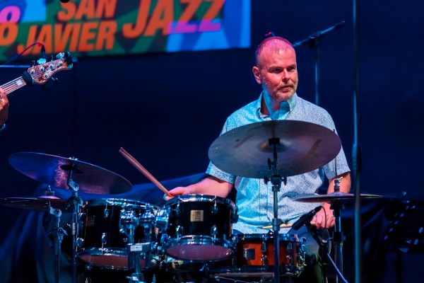 Rafa M. Guillén & The Jazz Walkers / Clarence Bekker Band + Berget Lewis (XXVIII Festival Internacional de Jazz de San Javier 2026 - Murcia. 2026-07-11)  Por José Antonio García López y Pedro Sáez [Concierto de jazz] - Tomajazz - Rafa M. Guillén & The Jazz Walkers y Clarence Bekker Band + Berget Lewis actuaron en el XXVIII Festival Internacional de Jazz de San Javier 2026 - Murcia. José Antonio García López y Pedro Sáez relatan el concierto. Actuaron Rafa Martínez Guillén, Amy Gaviria, Vicent Macián, Ángel Andrés Muñoz, Abel Sanabria, Miquel Asensio, Carlos Llidó, Clarence Bekker, Berget Lewis, Arecio Smith, Francisco Guisado “Rubio”, Leo Torres, Roberto Albrecia, Pol Padrós, Charlie Cuevas, Carlos López