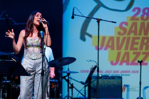 Rafa M. Guillén & The Jazz Walkers / Clarence Bekker Band + Berget Lewis (XXVIII Festival Internacional de Jazz de San Javier 2026 - Murcia. 2026-07-11)  Por José Antonio García López y Pedro Sáez [Concierto de jazz] - Tomajazz - Rafa M. Guillén & The Jazz Walkers y Clarence Bekker Band + Berget Lewis actuaron en el XXVIII Festival Internacional de Jazz de San Javier 2026 - Murcia. José Antonio García López y Pedro Sáez relatan el concierto. Actuaron Rafa Martínez Guillén, Amy Gaviria, Vicent Macián, Ángel Andrés Muñoz, Abel Sanabria, Miquel Asensio, Carlos Llidó, Clarence Bekker, Berget Lewis, Arecio Smith, Francisco Guisado “Rubio”, Leo Torres, Roberto Albrecia, Pol Padrós, Charlie Cuevas, Carlos López