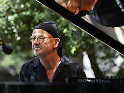 Jon Balke’s Siwan / Alba Careta Group (El Rite-LAC / Casa Virupa-Can Bordoi, 2026-05-31 / Llinars -Barcelona-) [04] Por Joan Cortès [INSTANTZZ AKA Galería fotográfica AKA Fotoblog de jazz, impro… y algo más] - Tomajazz - Jon Balke’s Siwan y Alba Careta Group actuaron en El Rite-LAC en Llinars, Barcelona, el 31 de mayo de 2026.  Joan Cortès lo retrata en INSTANTZZ. Actuaron Jon Balke, Mona Boutchebak, Pedram Khavar Zamini, Derya Turkan, Alba Careta, Lucas Martínez, Roger Santacana, Giuseppe Campisi, Jordi Pallarés