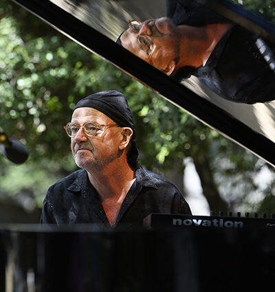 Jon Balke’s Siwan / Alba Careta Group (El Rite-LAC / Casa Virupa-Can Bordoi, 2026-05-31 / Llinars -Barcelona-) [04] Por Joan Cortès [INSTANTZZ AKA Galería fotográfica AKA Fotoblog de jazz, impro… y algo más] - Tomajazz - Jon Balke’s Siwan y Alba Careta Group actuaron en El Rite-LAC en Llinars, Barcelona, el 31 de mayo de 2026.  Joan Cortès lo retrata en INSTANTZZ. Actuaron Jon Balke, Mona Boutchebak, Pedram Khavar Zamini, Derya Turkan, Alba Careta, Lucas Martínez, Roger Santacana, Giuseppe Campisi, Jordi Pallarés