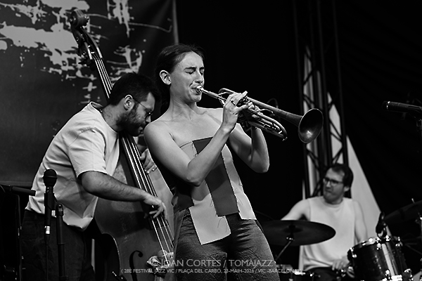 28è Festival Jazz Vic 2026 -resumen- [y 7] Por Joan Cortès [INSTANTZZ AKA Galería fotográfica AKA Fotoblog de jazz, impro… y algo más] - Tomajazz - Concluye el repaso al Festival Jazz Vic 2026 por parte de Joan Cortès con una selección de imágenes de los conciertos del ciclo