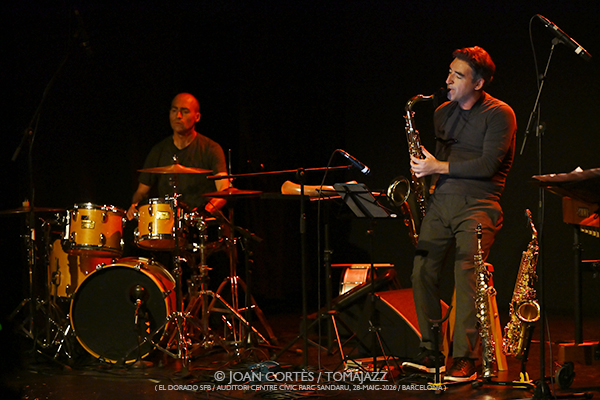 Proyecto Lorca (El Dorado sfb / Auditori CCPS, 2026-05-28 / Barcelona) Por Joan Cortès [Flamencuras AKA INSTANTZZ AKA Galería fotográfica AKA Fotoblog de jazz, impro… y algo más] - Tomajazz - Proyecto Lorca actuó en El Dorado sfb de Barcelona el 28 de mayo de 2026. Joan Cortès lo retrata en las [Flamencuras de INSTANTZZ. Proyecto Lorca son Juan Jiménez, Antonio Moreno