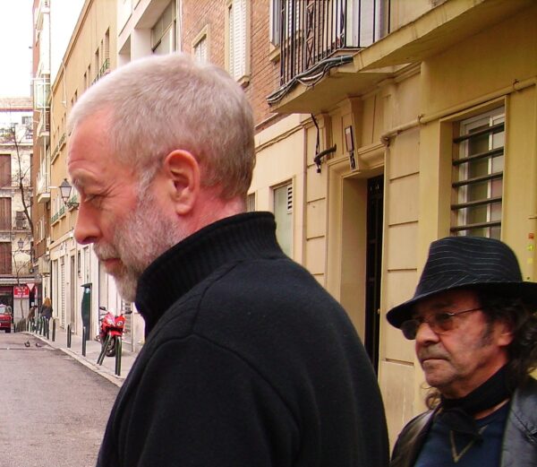 En la muerte de Pepe Habichuela. Pepe Habichuela/Dave Holland: Sevilla, 2007; Madrid, 2011. Por Chema García [Escrito de jazz AKA El Rincón de Chema] [Agosto de 2026] - Tomajazz - El pasado 4 de agosto fallecía Pepe Habichuela. Chema García lo recuerda en El Rincón de Chema, rememorando sus encuentros con Dave Holland a partir de 2007. Incluye vídeos inéditos del primer encuentro entre ambos artistas en Sevilla