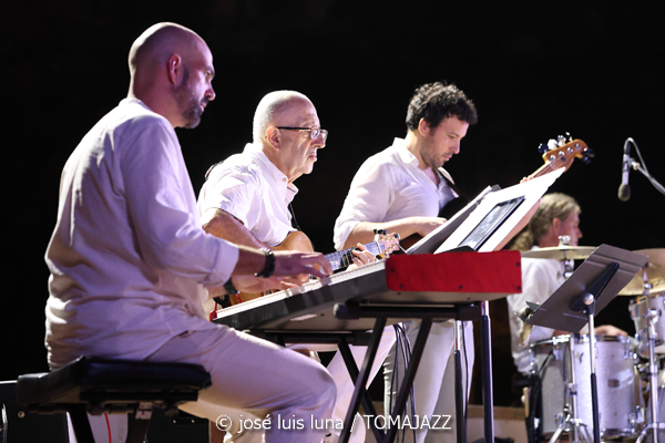Gospel Lab & Big Band Ciutat d'Eivissa (38 Eivissa Jazz Festival. 2026-09-02) Por José Luis Luna Rocafort [INSTANTZZ AKA Galería fotográfica AKA Fotoblog de jazz, impro… y algo más] - Tomajazz - Gospel Lab & Big Band Ciutat d'Eivissa actuaron en el 38 Eivissa Jazz Festival 2026. José Luis Luna Rocafort lo retrata en INSTANTZZ