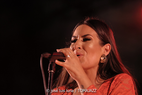 Ibossim Flamenco Ibiza (38 Eivissa Jazz Festival. 2026-09-02) Por José Luis Luna Rocafort [INSTANTZZ AKA Galería fotográfica AKA Fotoblog de jazz, impro… y algo más] - Tomajazz - Ibossim Flamenco Ibiza actuó en el 38 Eivissa Jazz Festival 2026. José Luis Luna Rocafort [INSTANTZZ Noemí Escudero, Pedro García "Brekón", Luis González "El Coco", Marcelo "Tumba Latimba", Carlos Sarduy, Aarón Puente, Omar Guzmán, Alain Ladrón de Guevara, Vicent Tur