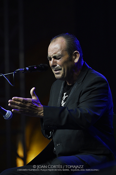 Cantes Malditos / Jesús Méndez & Antonio Higuero (Desvarío Flamenco/ Plaça Major Nou Barris, 2026-07-17 / Barcelona) [2] Por Joan Cortès [Flamencuras AKA INSTANTZZ AKA Galería fotográfica AKA Fotoblog de jazz, impro… y algo más] - Tomajazz