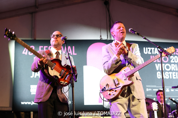 Michelle David & The Tru-tones (49 Festival de Jazz de Vitoria-Gasteiz 2026. 2026-07-11) Por José Luis Luna Rocafort [INSTANTZZ AKA Galería fotográfica AKA Fotoblog de jazz, impro… y algo más] - Tomajazz - Michelle David & The Tru-tones actuaron en el 49 Festival de Jazz de Vitoria-Gasteiz 2026. José Luis Luna Rocafort lo retrata en INSTANTZZ.