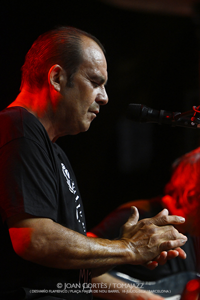 Cantes Malditos / Jesús Méndez & Antonio Higuero (Desvarío Flamenco/ Plaça Major Nou Barris, 2026-07-17 / Barcelona) [2] Por Joan Cortès [Flamencuras AKA INSTANTZZ AKA Galería fotográfica AKA Fotoblog de jazz, impro… y algo más] - Tomajazz
