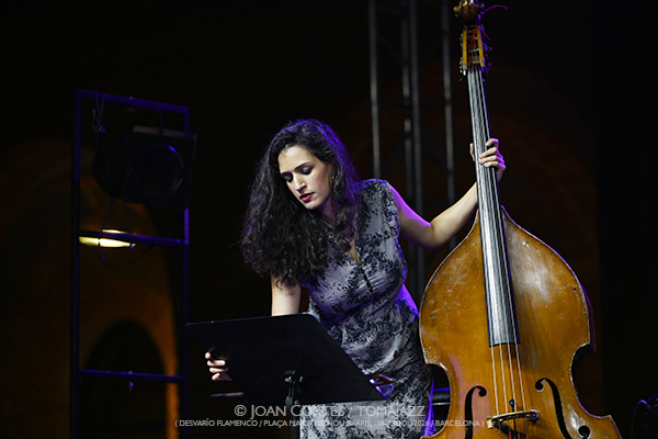 Blasco-Barragán-Maestro / Israel Galván (Desvarío Flamenco/ Plaça Major Nou Barris, 2026-07-18 / Barcelona) [y 3] Por Joan Cortès [Flamencuras AKA INSTANTZZ AKA Galería fotográfica AKA Fotoblog de jazz, impro… y algo más] - Tomajazz - Blasco-Barragán-Maestro e Israel Galván actuaron en (Desvarío Flamenco en la Plaça Major Nou Barris de Barcelona, el 18 de julio de 2026. Joan Cortès lo retrata en las Flamencuras de INSTANTZZ