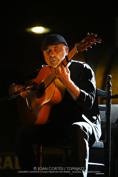 Blasco-Barragán-Maestro / Israel Galván (Desvarío Flamenco/ Plaça Major Nou Barris, 2026-07-18 / Barcelona) [y 3] Por Joan Cortès [Flamencuras AKA INSTANTZZ AKA Galería fotográfica AKA Fotoblog de jazz, impro… y algo más] - Tomajazz - Blasco-Barragán-Maestro e Israel Galván actuaron en (Desvarío Flamenco en la Plaça Major Nou Barris de Barcelona, el 18 de julio de 2026. Joan Cortès lo retrata en las Flamencuras de INSTANTZZ