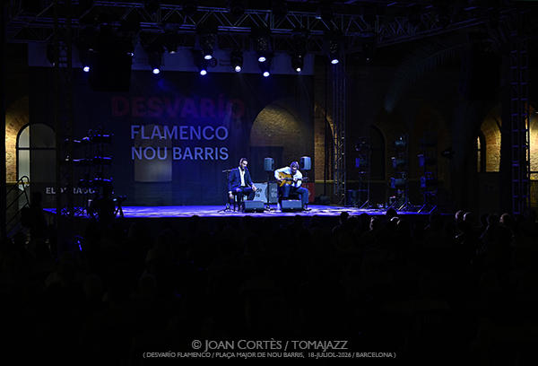 Cantes Malditos / Jesús Méndez & Antonio Higuero (Desvarío Flamenco/ Plaça Major Nou Barris, 2026-07-17 / Barcelona) [2] Por Joan Cortès [Flamencuras AKA INSTANTZZ AKA Galería fotográfica AKA Fotoblog de jazz, impro… y algo más] - Tomajazz - Cantes Malditos / Jesús Méndez & Antonio Higuero actuaron en Desvarío Flamenco en la Plaça Major Nou Barris de Barcelona, el 17 de julio de 2026. Joan Cortès lo retrata en las Flamencuras de INSTANTZZ